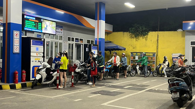 Bộ Tài chính đề nghị khẩn trương báo cáo chi phí đưa xăng dầu về Việt Nam
