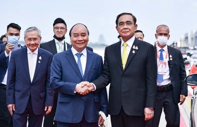 Thái Lan bắn 21 phát đại bác chào mừng Chủ tịch nước Nguyễn Xuân Phúc
