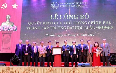 Công bố quyết định thành lập Trường Đại học Luật - Đại học Quốc gia Hà Nội