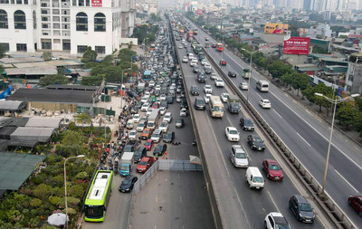 Đề xuất điều chỉnh phương án phân luồng giảm ùn tắc đường Nguyễn Xiển