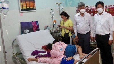 Bộ Y tế cử chuyên gia hàng đầu hỗ trợ điều trị học sinh Trường iSchool Nha Trang ngộ độc