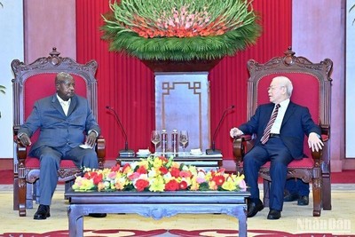 Tổng Bí thư Nguyễn Phú Trọng tiếp Tổng thống Uganda