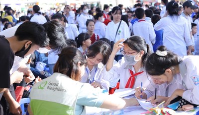 2.000 học sinh Thanh Hoá tham gia ngày hội "Trao kỹ năng hôm nay, thắp sáng tương lai"