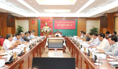 Đề nghị kỷ luật Bí thư Huyện ủy, Chủ tịch HĐND huyện Như Xuân Nguyễn Bá Hùng
