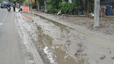 Đà Nẵng: Bùn, đất Cụm công nghiệp Cẩm Lệ “tấn công” khu dân cư, dân lo lắng