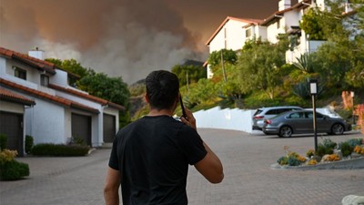 Chạy trốn khỏi những cơn bão, người Mỹ đang di cư tới các khu vực có nguy cơ cháy rừng cao