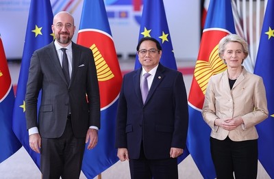 Thủ tướng Phạm Minh Chính dự Hội nghị cấp cao kỷ niệm 45 năm ASEAN - EU