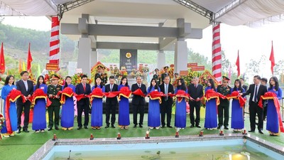 Chủ tịch nước dự lễ khánh thành Khu tưởng niệm Hòn Tàu - Đèo Le