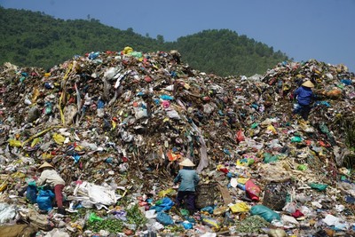 Đà Nẵng: Nhà máy xử lý chất thải rắn tại bãi rác Khánh Sơn nằm trên giấy đến bao giờ?