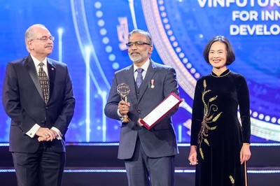 Hệ thống lọc nước nhiễm Asen và kim loại nặng được nhận giải đặc biệt Giải thưởng VinFuture 2022