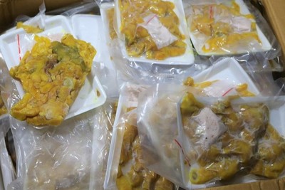 Quảng Bình: Tạm giữ hơn 6,2 tấn thực phẩm đông lạnh bốc mùi hôi thối