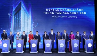 Thủ tướng Phạm Minh Chính dự lễ khánh thành trung tâm R&D của Samsung tại Việt Nam