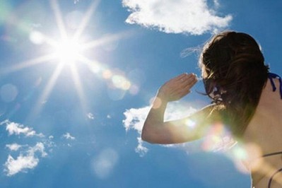 Bảo vệ sức khoẻ trước tác hại của tia UV