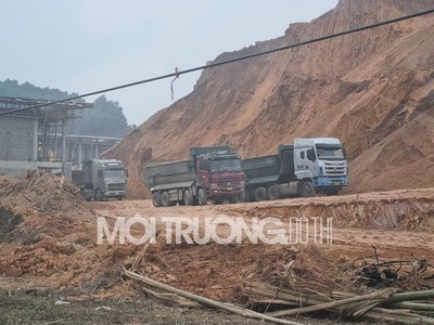 Xe Rơ mooc từ mỏ đất chạy “náo loạn” đường dân sinh ở Phú Lương, Thái Nguyên