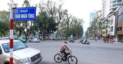 Hà Nội cấm xe vào phố Trần Nhân Tông cuối tuần để tổ chức phố đi bộ