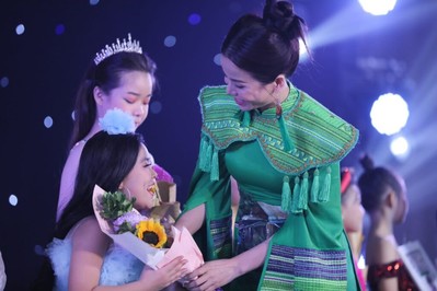Hoa hậu Oanh Lê làm giám khảo cuộc thi tài năng nhí