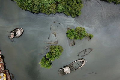 Brazil: Nguy cơ thảm hoạ môi trường từ những con tàu bỏ hoang