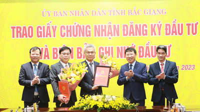 Bắc Giang: Trao chứng nhận đầu tư cho hai dự án hơn 761 triệu USD