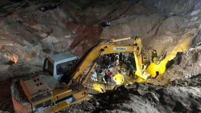 Phú Thọ: Sạt “mỏ đất” khiến 1 người tử vong