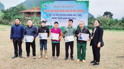 Lạng Sơn: Nông dân thi thu gom rác thải, bảo vệ môi trường vùng công viên địa chất