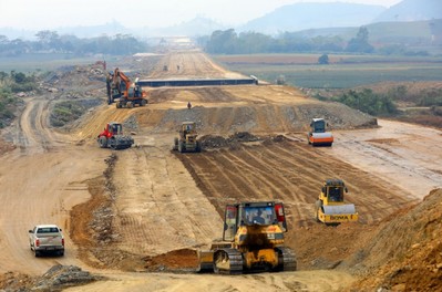 Thay thế nhà thầu chậm để đảm bảo tiến độ dự án cao tốc Bắc-Nam