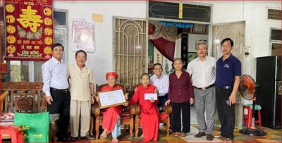 Đồng Nai: Chúc Tết cụ ông 107 tuổi ở huyện Định Quán