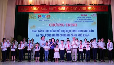 Vinh danh sinh viên Phú Yên tiêu biểu Tết Quý Mão năm 2023