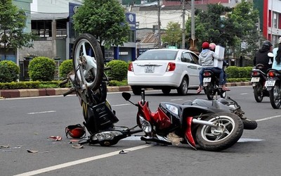 Ngày đầu nghỉ Tết, toàn quốc xảy ra 25 vụ tai nạn giao thông