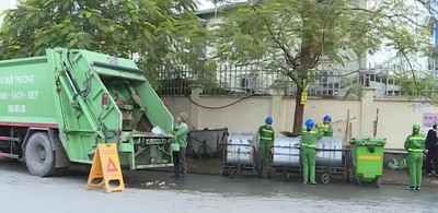 Tết “bám đường” của những công nhân môi trường thầm lặng