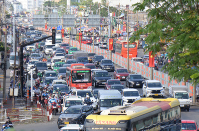 TP Hồ Chí Minh: Đề xuất mở cơ chế vốn để giải bài toán giao thông