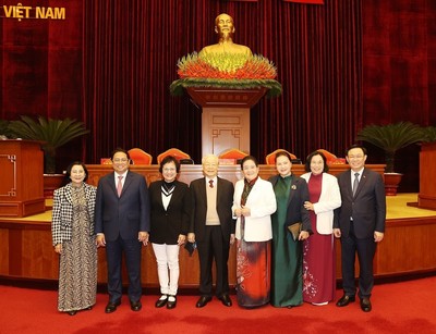 Tổng Bí thư chủ trì Hội nghị gặp mặt các đồng chí nguyên lãnh đạo cấp cao của Đảng, Nhà nước
