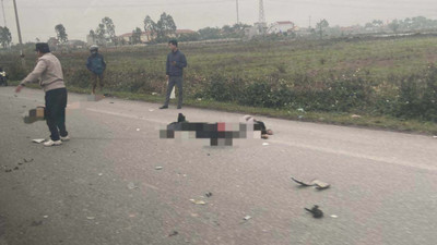 Thái Bình: Va chạm với ô tô chở tân binh, 2 thanh niên đi xe máy tử vong