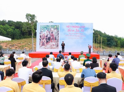 Nghệ An tổ chức chương trình “Tết trồng cây nhớ ơn Bác Hồ” tại Đền thờ gia tiên Chủ tịch Hồ Chí Minh