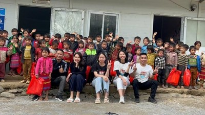 Hoa hậu Thùy Tiên khảo sát xây dựng điểm trường tại vùng xa xôi của Hà Giang