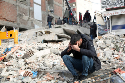 Số người chết do động đất ở Thổ Nhĩ Kỳ và Syria đã tăng lên 12.000 người