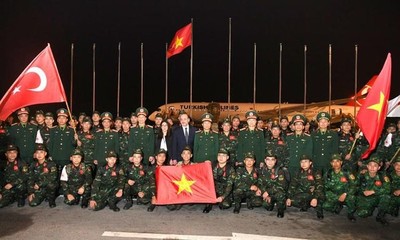 Đoàn cứu hộ 76 cán bộ, chiến sĩ của Bộ Quốc phòng Việt Nam đã tới Thổ Nhĩ Kỳ