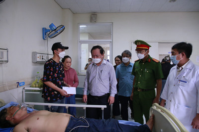 Vụ tai nạn nghiêm trọng khiến 8 người chết tại Quảng Nam: Thăm hỏi, hỗ trợ ban đầu cho các nạn nhân