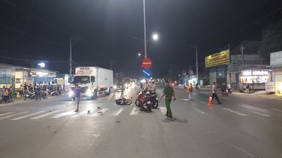 Tai nạn liên hoàn giữa 3 xe máy ở Bình Phước làm 1 người chết, 4 người bị thương