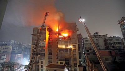 Bangladesh: Cháy lớn tại tòa nhà 12 tầng ở thủ đô Dhaka