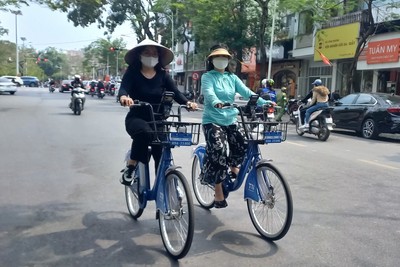 Hải Phòng: Hào hứng trải nghiệm dịch vụ xe đạp thân thiện với môi trường