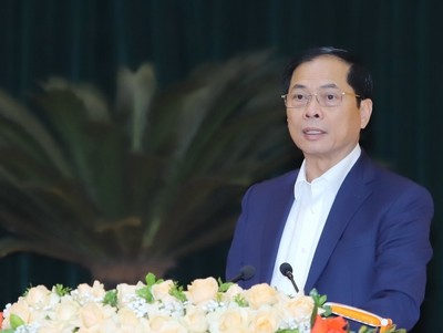 Bộ trưởng Bộ Ngoại giao dự Hội nghị tổng kết 10 năm thực hiện Nghị quyết Trung ương 8 tại Thanh Hóa