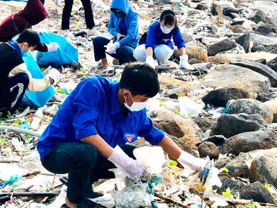 Tuổi trẻ Bình Thuận: Giữ gìn màu xanh của môi trường
