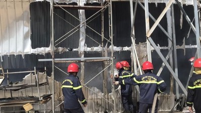 Bình Phước: Cháy nhà xưởng công ty sản xuất gỗ trong Khu Công nghiệp Minh Hưng III