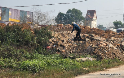 TP Bắc Giang: Đổ trạc thải san lấp trái phép hàng ngàn m2 đất ruộng làm bãi xe Tấn Đạt- Hải Đạt