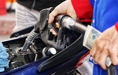 Tin tức giá xăng dầu hôm nay 1/3: Cập nhật giá xăng dầu trong nước, quốc tế