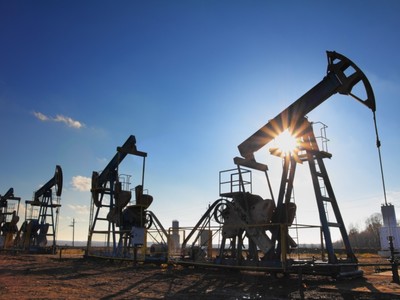 Tin tức giá xăng dầu hôm nay 6/3: Cập nhật giá xăng dầu trong nước, quốc tế