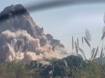 Uông Bí: Cần kiểm tra hoạt động nổ mìn khai thác đá gây ô nhiễm tại Dự án CCN Phương Nam