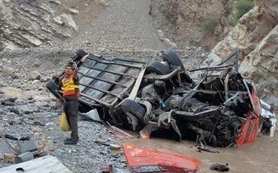 Pakistan: Xe lao xuống vực khiến ít nhất 14 người thiệt mạng