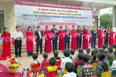 Điện Biên: Khánh thành, bàn giao công trình phòng học Điểm trường Nậm Chua