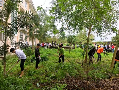 Phong trào “Xây dựng trường học xanh - sạch - đẹp - an toàn”